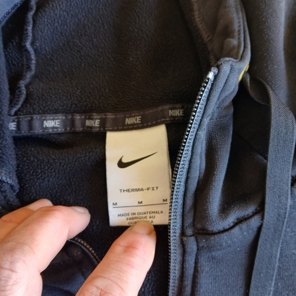 Nike Therma Fit Men's Black Jacket NWOT Med - Picture 3 of 4